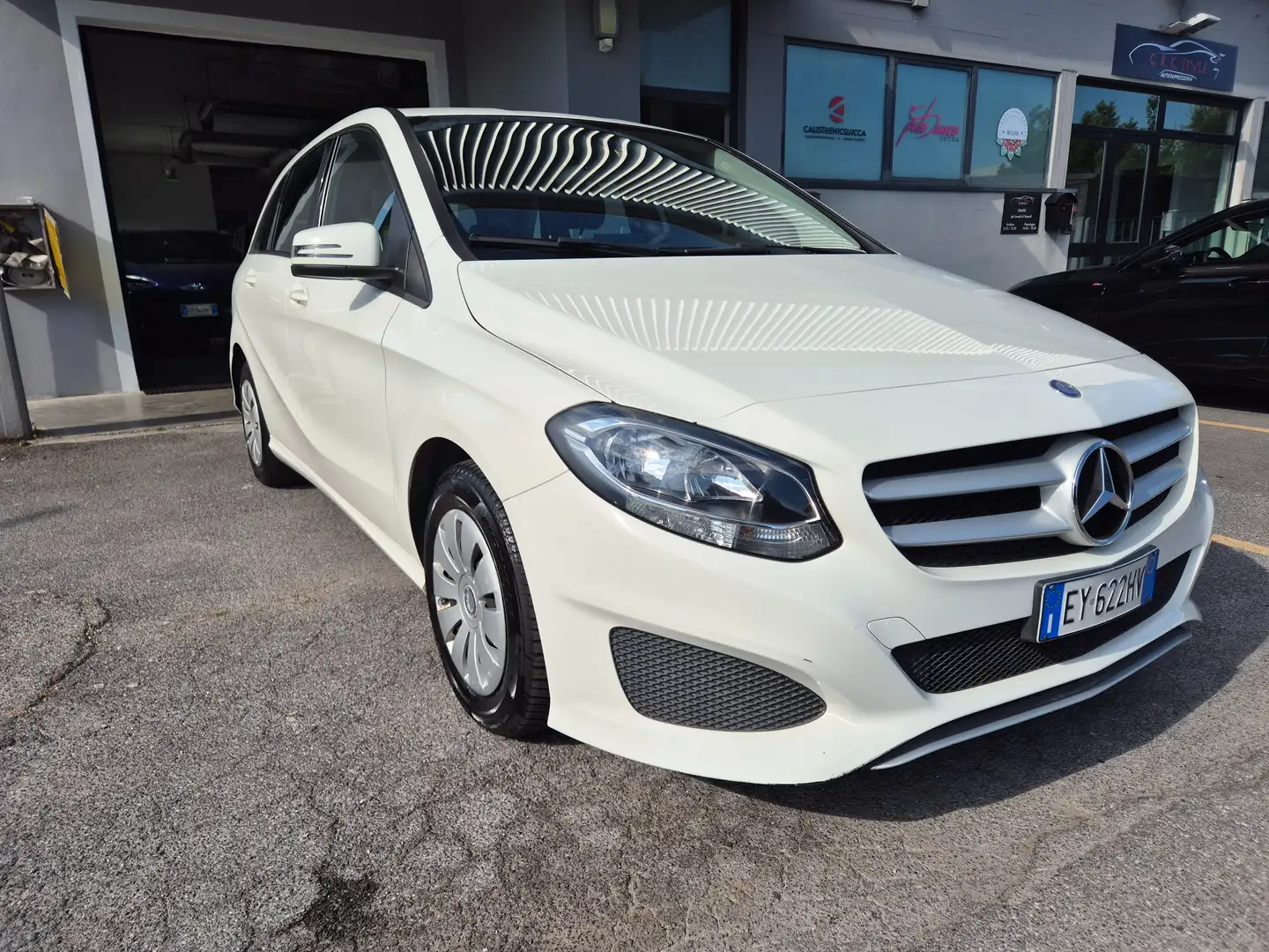Mercedes-Benz B 180 B 180 d (cdi) Premium FL E6 Beige - 1