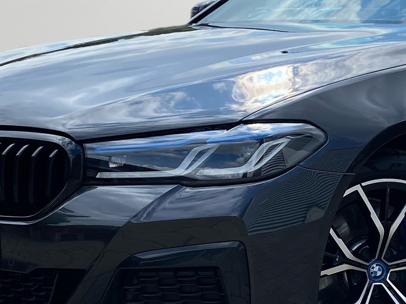 BMW 545 e xDrive Limousine — photo 5