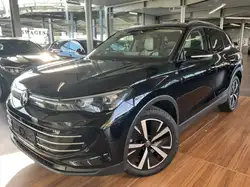 Volkswagen Tiguan 2.0 TDI Elegance PANO*AHK*ACC*STANDHZG