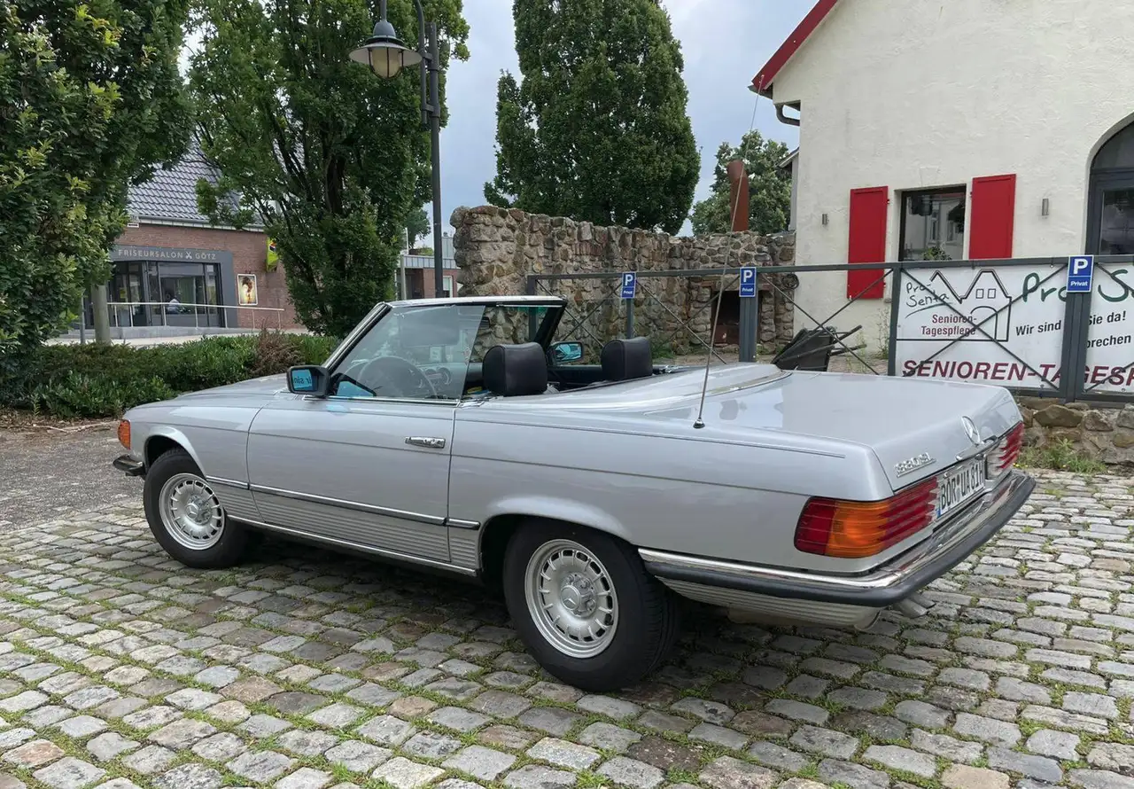 Mercedes-Benz SL 380, foto 2