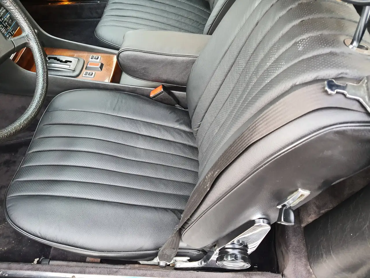 Mercedes-Benz SL 380, foto 6