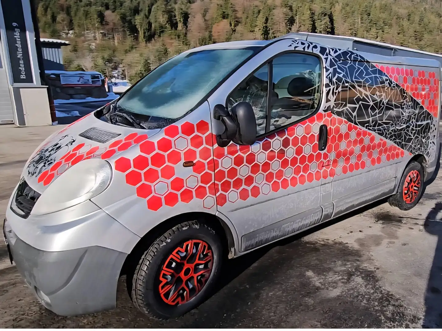 Opel Vivaro Silber - 1