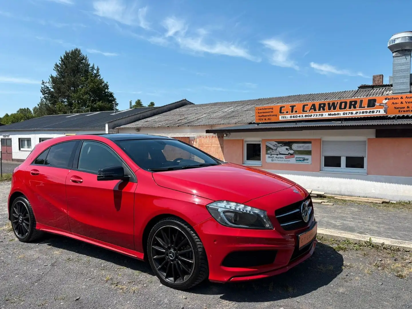 Mercedes-Benz A 220 AMG 4Matic PANO / KLIMA / GARANTIE Rot - 1