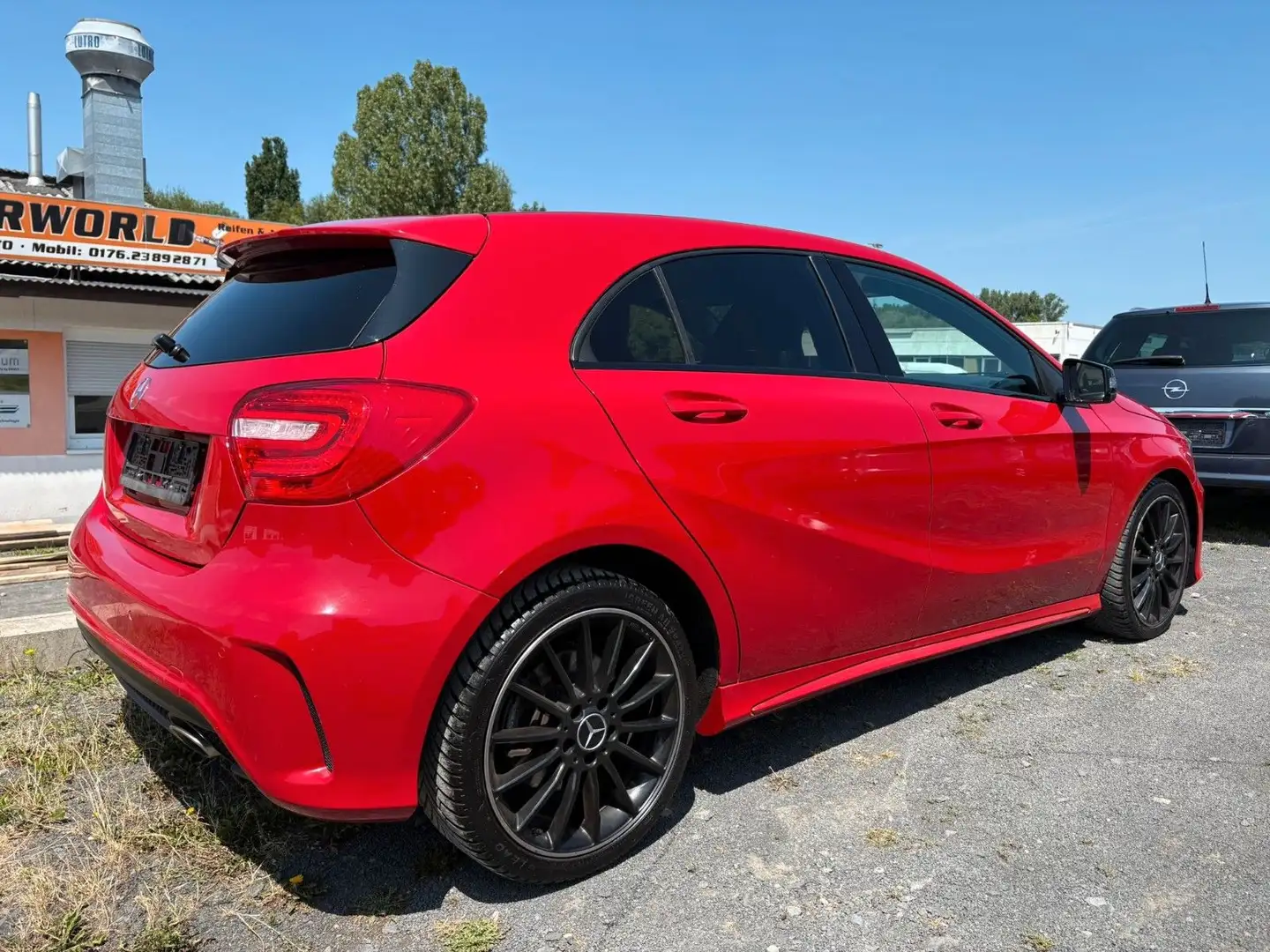 Mercedes-Benz A 220 AMG 4Matic PANO / KLIMA / GARANTIE Rot - 2