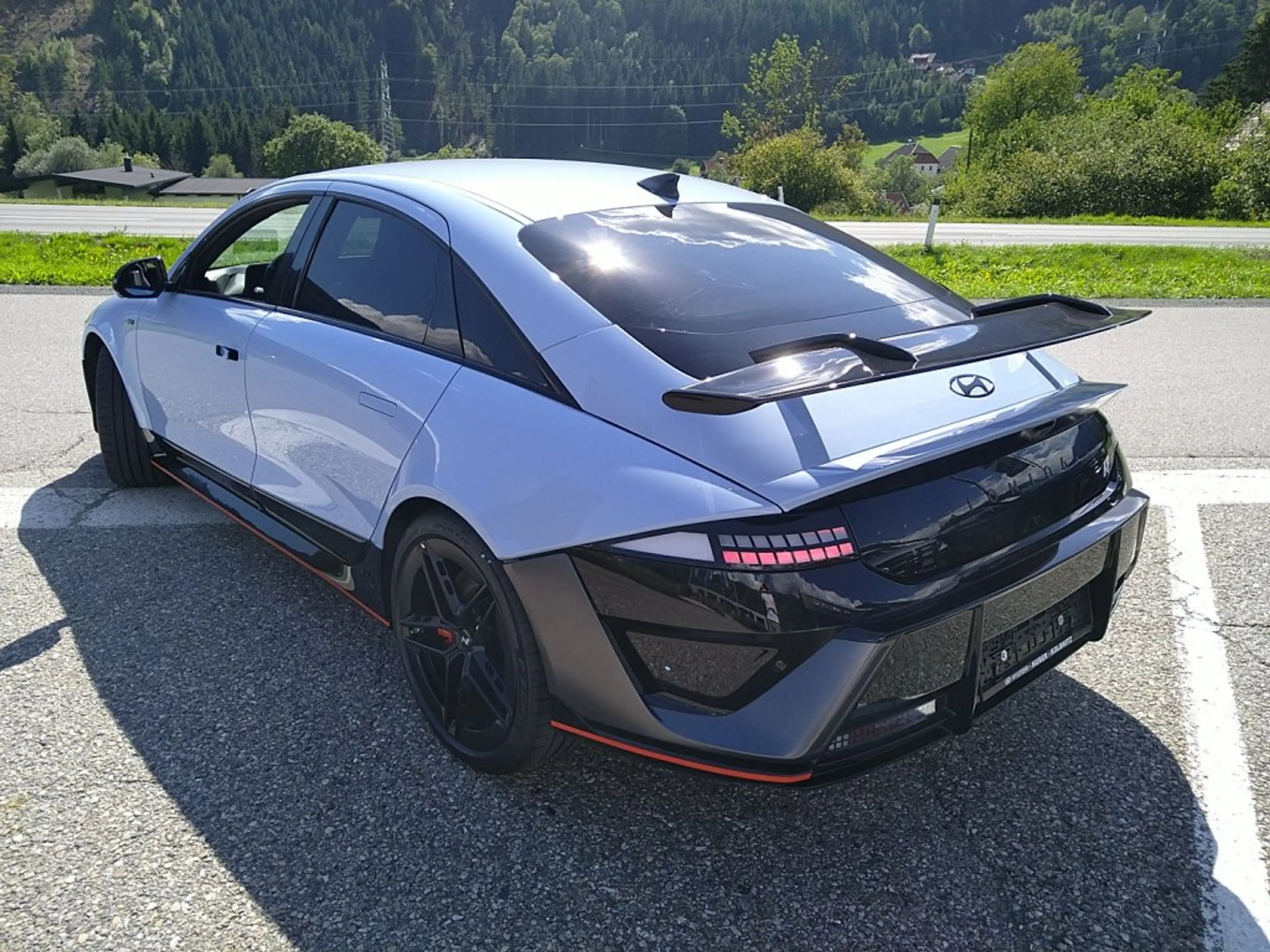 Hyundai IONIQ 6 N 84 kWh 4WD N-Sitzp. One of 35 — photo 4