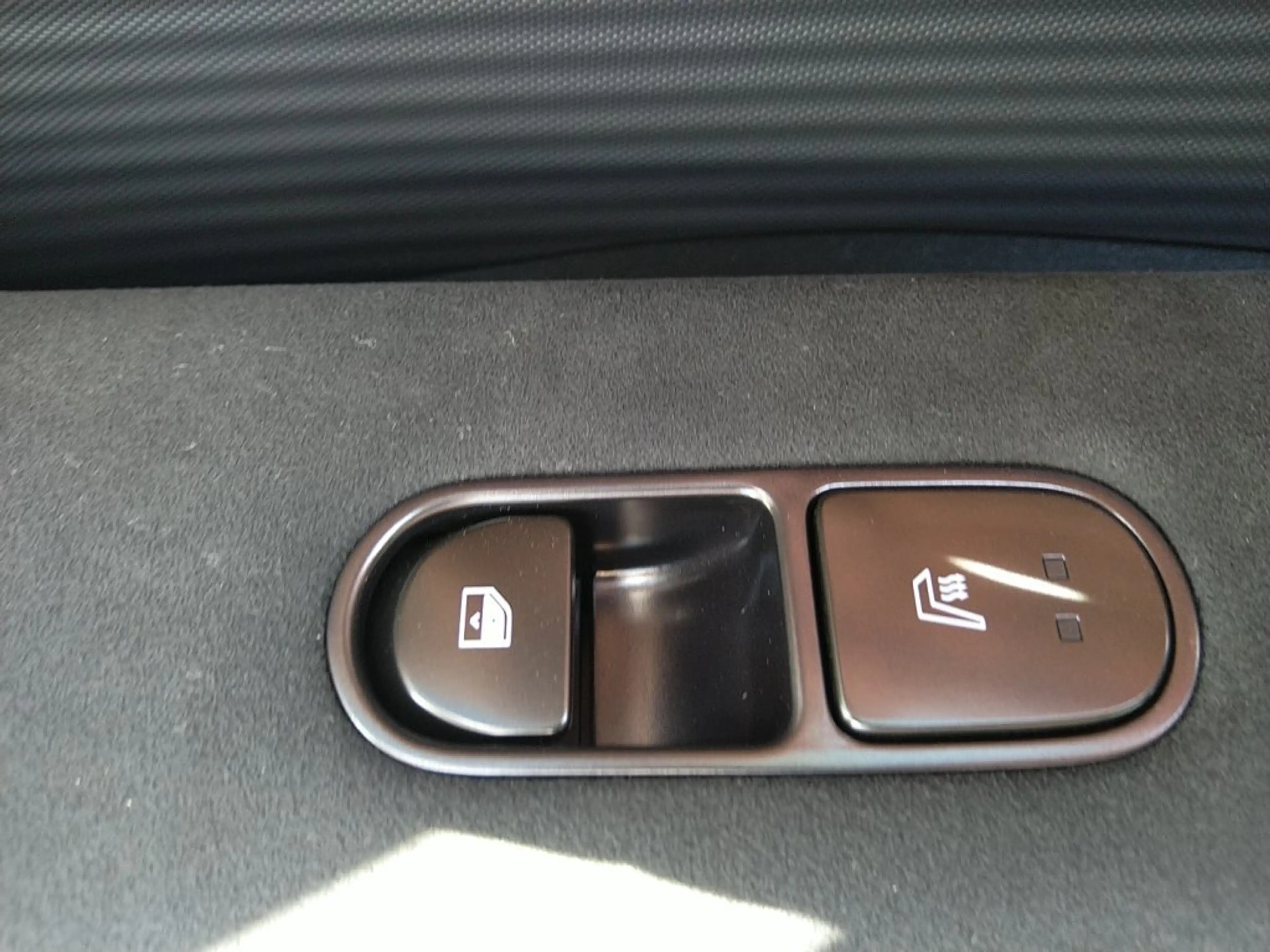 Hyundai IONIQ 6 N 84 kWh 4WD N-Sitzp. One of 35 — photo 9
