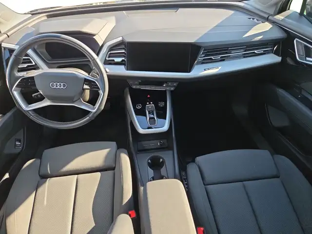 Audi Q4 E-Tron view 8