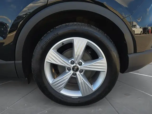 Audi Q4 E-Tron view 15