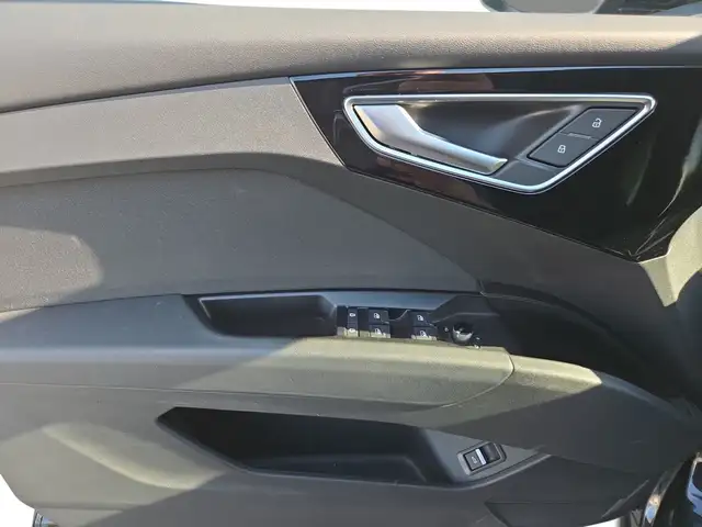Audi Q4 E-Tron view 11