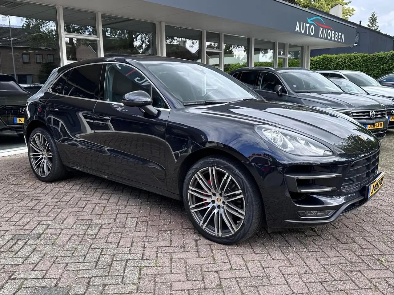 PORSCHE MACAN 3.6 TURBO 400CH 4X4 BVA - CAMÉRA D'AIDE AU STATIONNEMENT - HAYON ARRIÈRE ÉLECTRIQUE - SELLERIE CUIR - SPORTCHRONO - BOSE