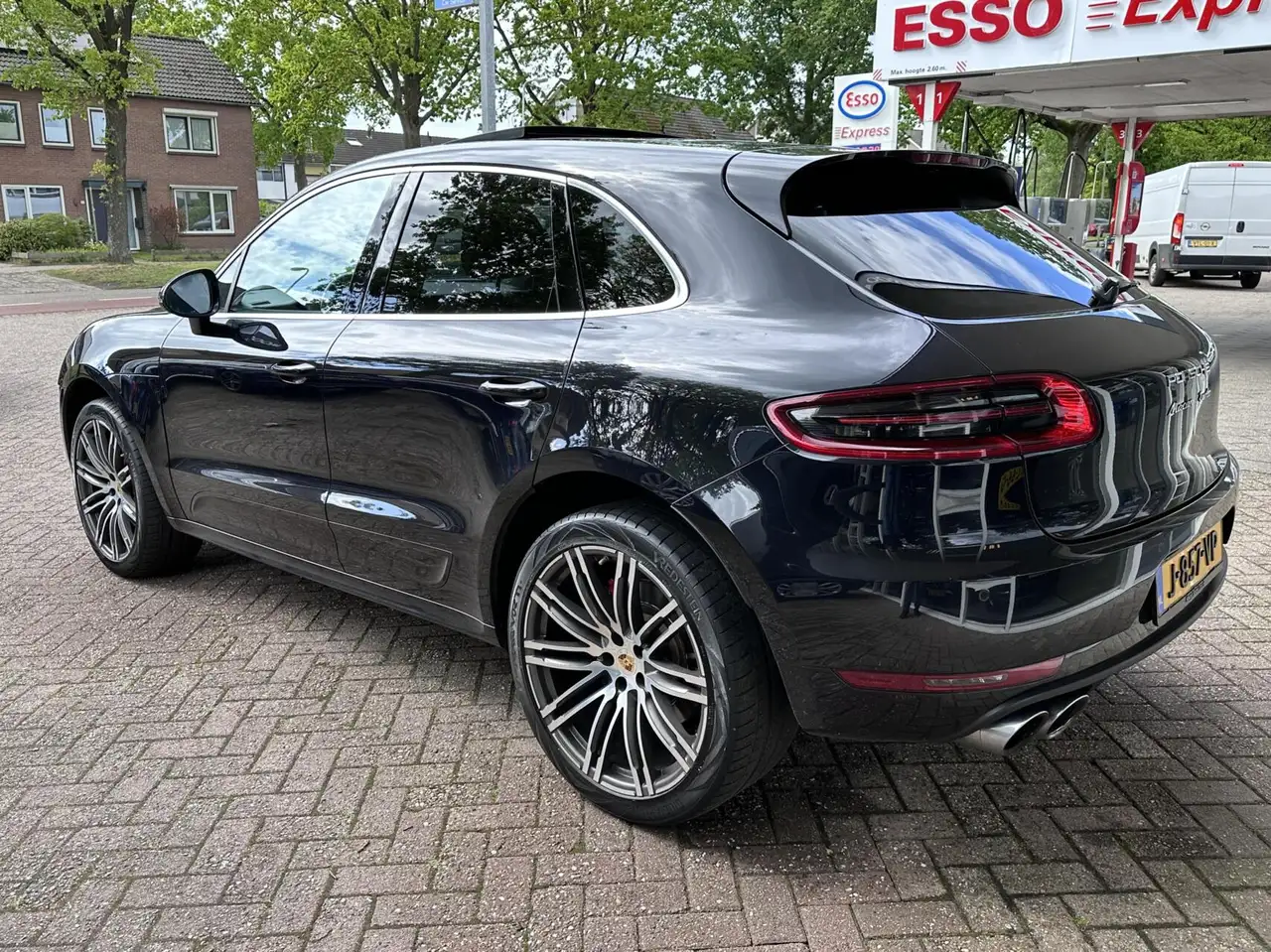 PORSCHE MACAN 3.6 TURBO 400CH 4X4 BVA - CAMÉRA D'AIDE AU STATIONNEMENT - HAYON ARRIÈRE ÉLECTRIQUE - SELLERIE CUIR - SPORTCHRONO - BOSE