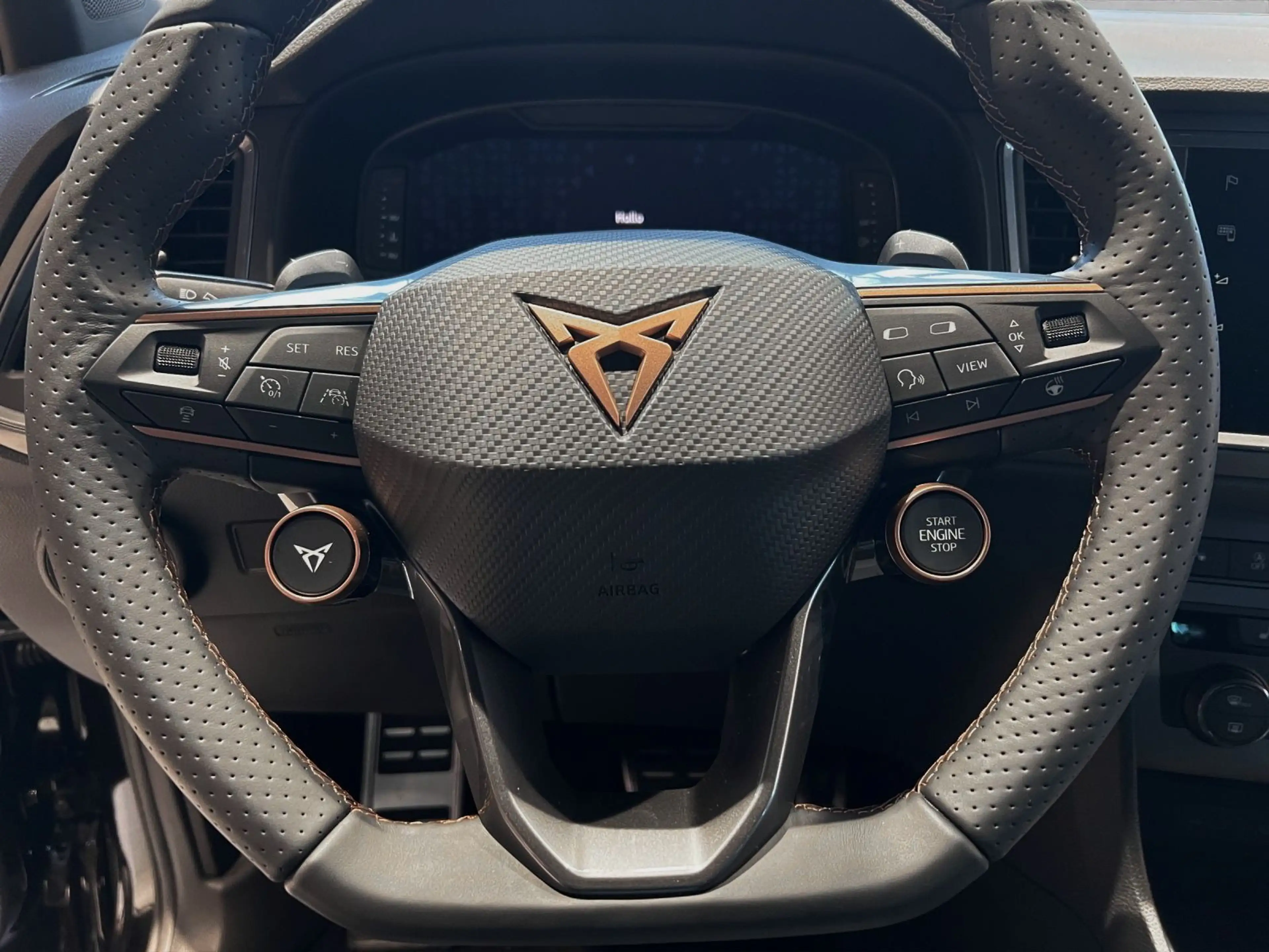 CUPRA Ateca 2.0 TSI DSG VZ 4DRIVE AREA VIEW NAVI AHK B — photo 9
