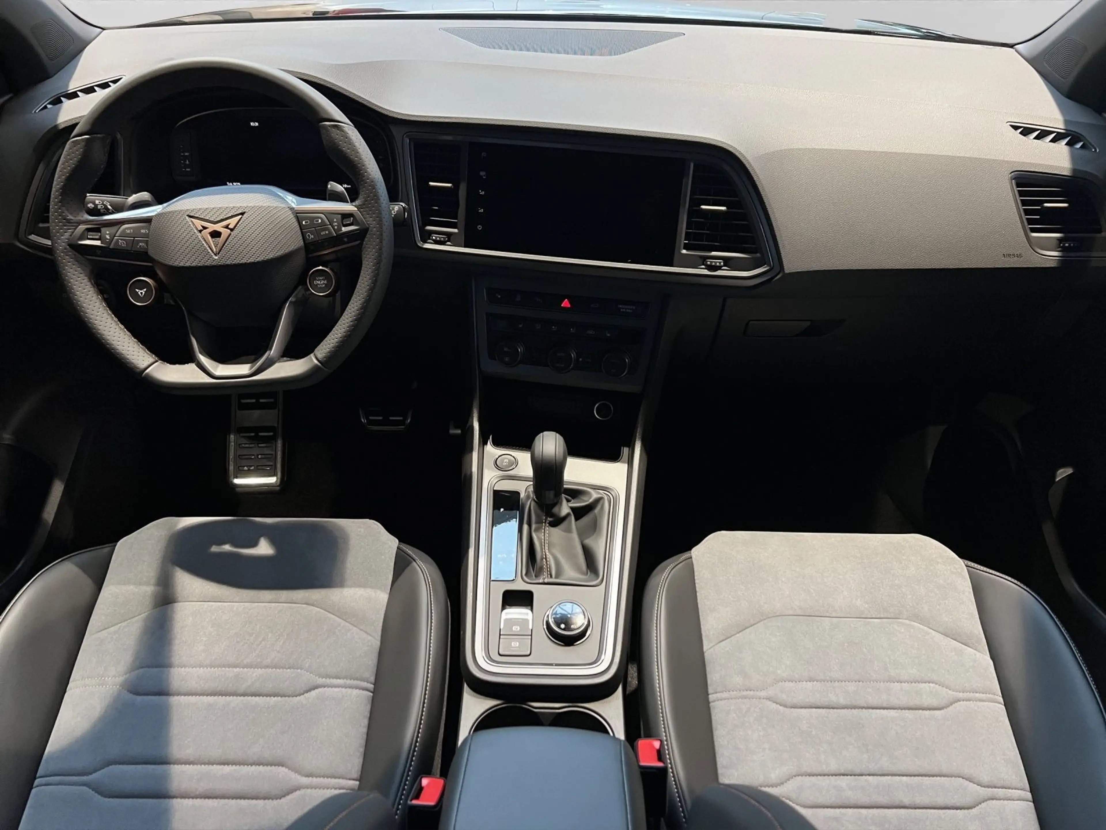 CUPRA Ateca 2.0 TSI DSG VZ 4DRIVE AREA VIEW NAVI AHK B — photo 5