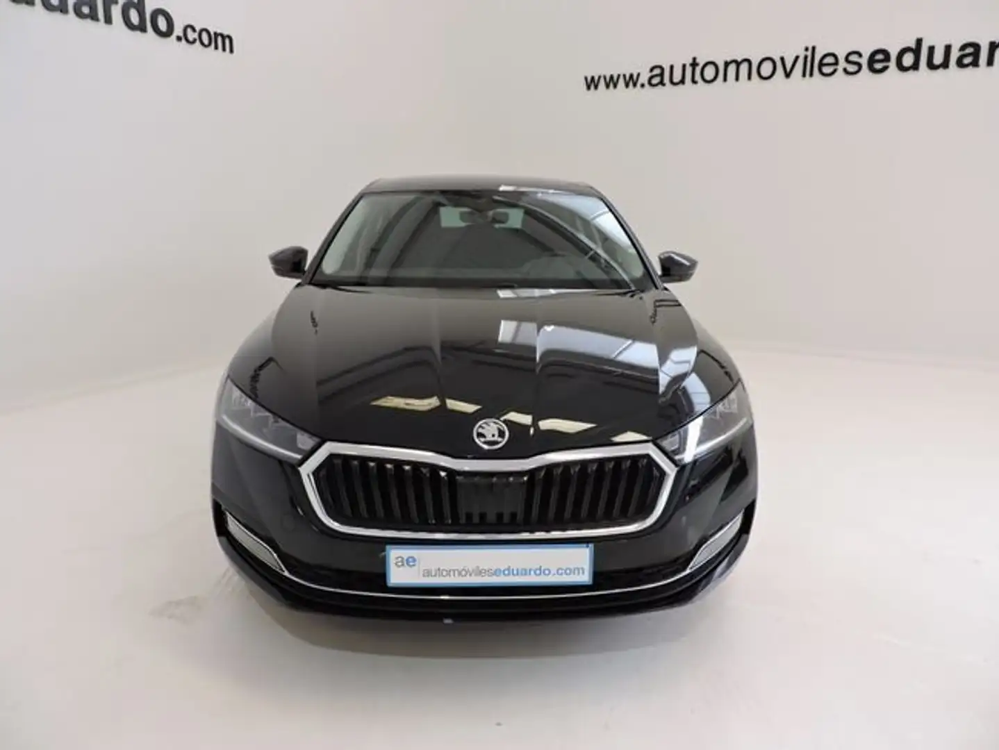 Skoda Octavia 1.0 TSI Greentech Business Edition 5p Negro - 2