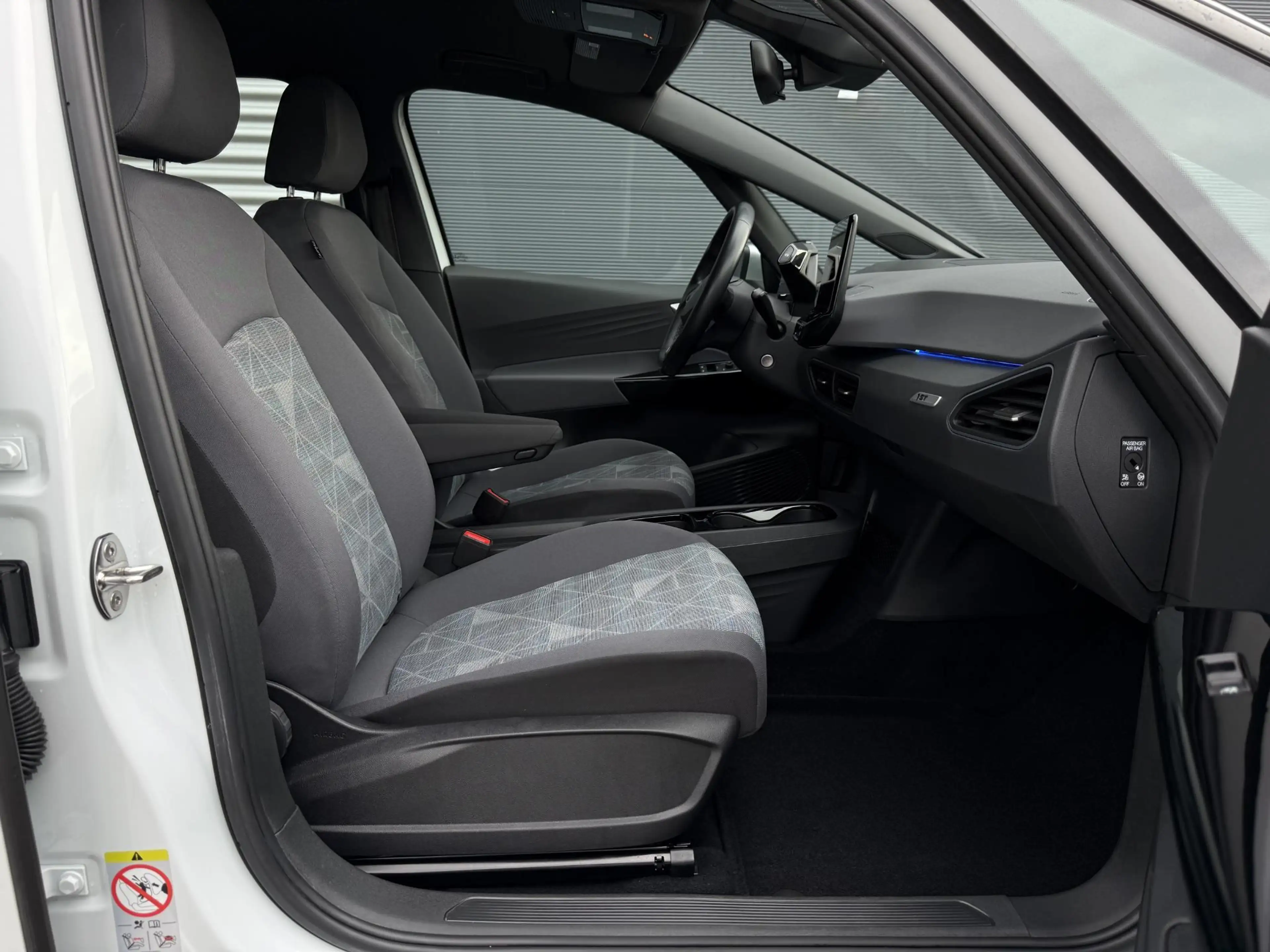 Volkswagen ID.3 First 58 kWh ✓SOH 90.4% ✓Full LED ✓Sfeerverlichtin — photo 33
