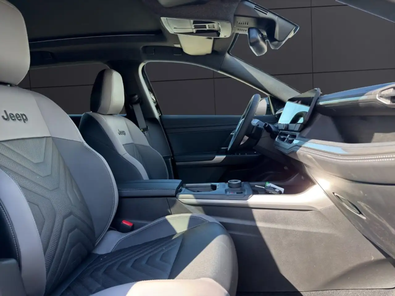 Jeep Compass 2026 — фото 18