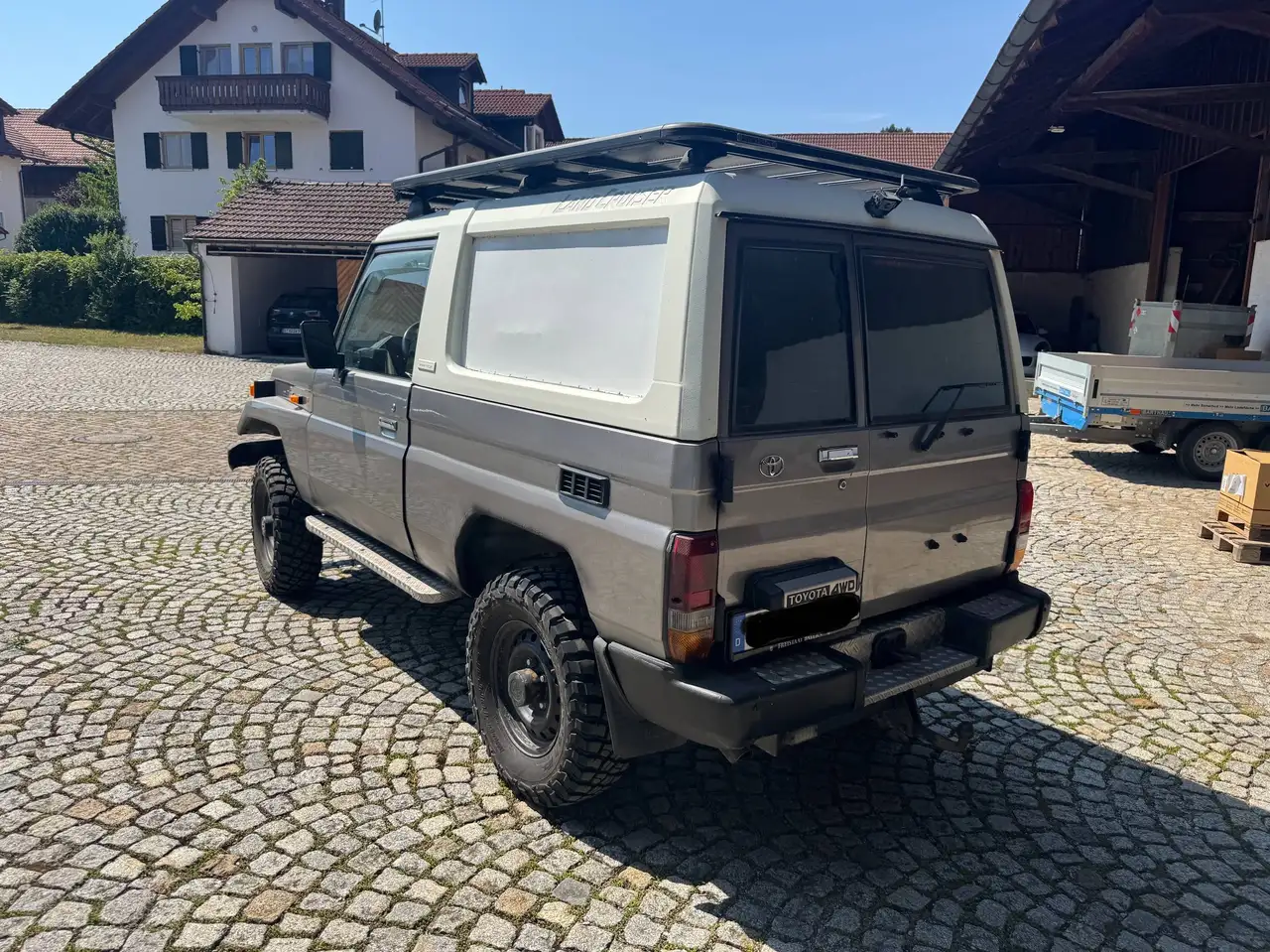 Toyota Land Cruiser, foto 2