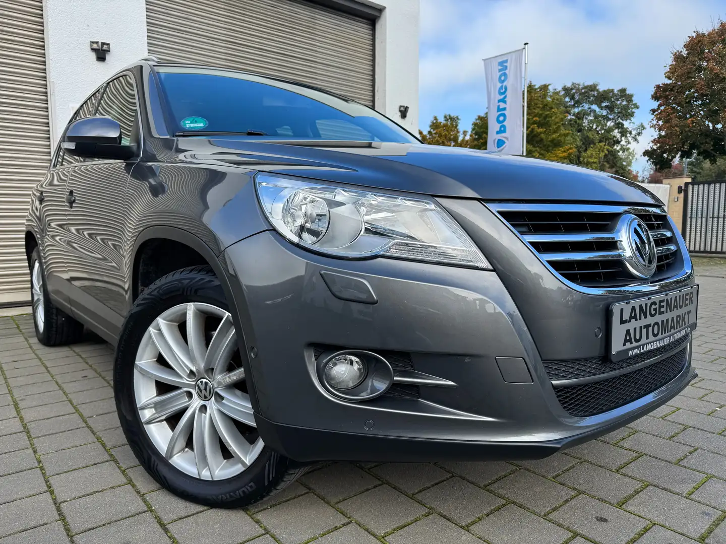 Volkswagen Tiguan Team BMT-Klimaaut"AHK"PDC"18-Zoll"2.Hand Grau - 1