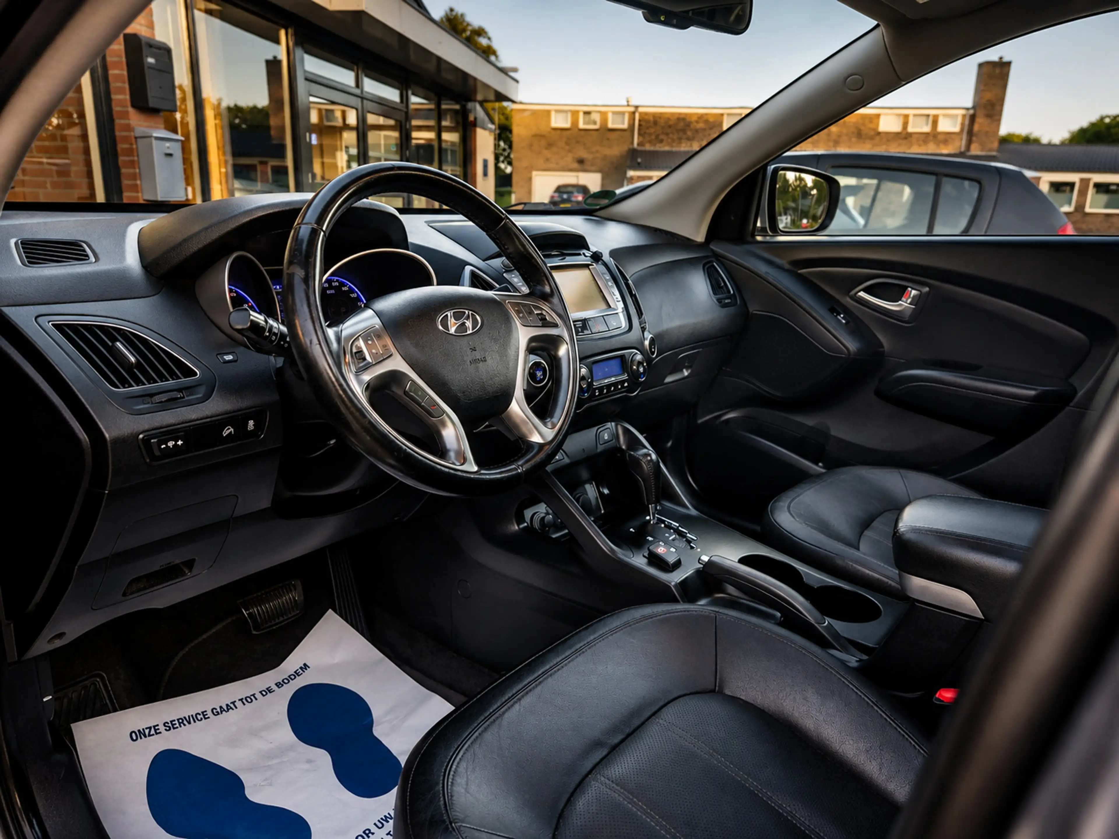 Hyundai iX35 2.0i Style Panoramadak Stoelvw Scherm Dealer oh — photo 13