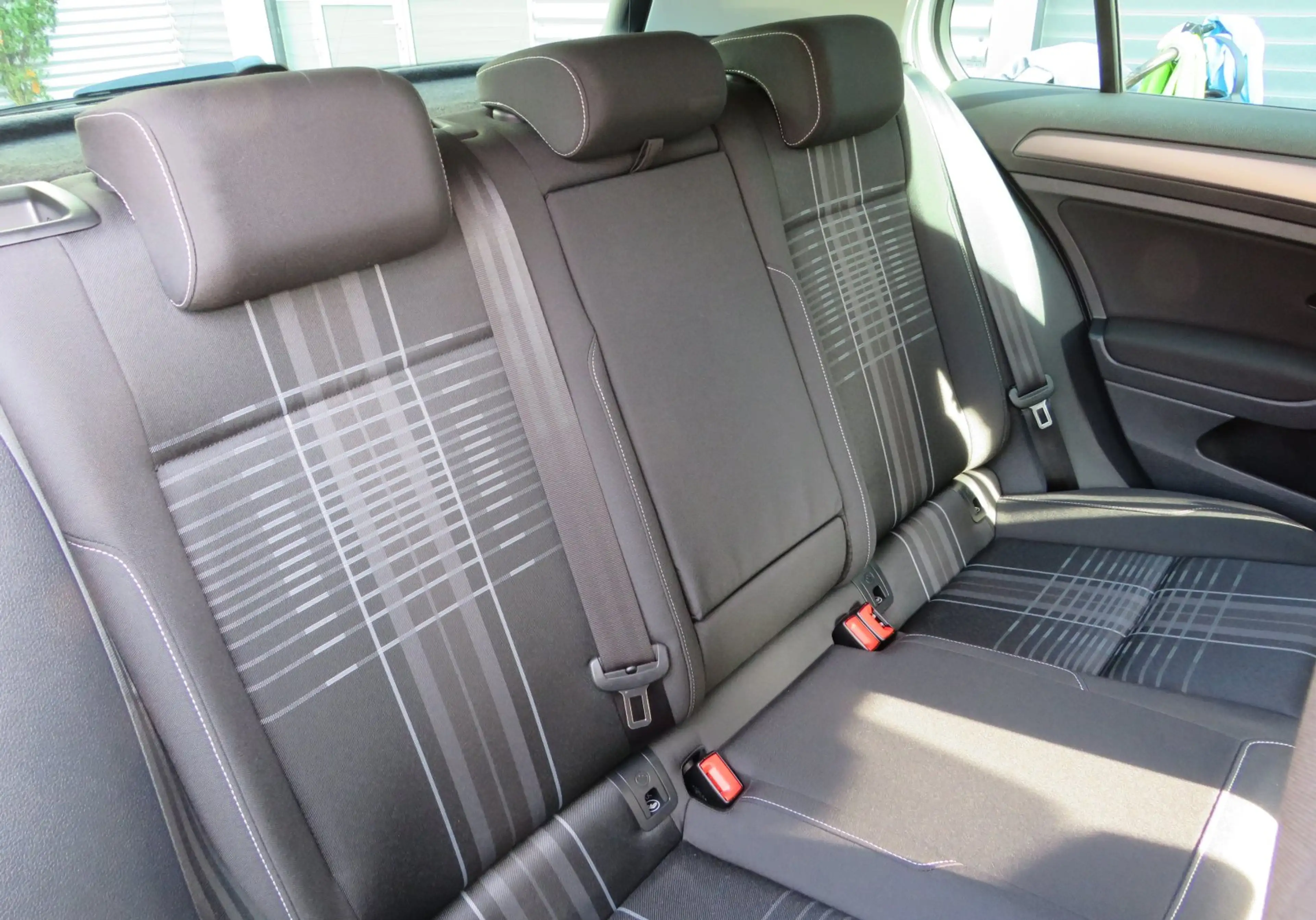 Volkswagen Golf 1.2 TSI Lounge  NAVI/pdc v&ht. — photo 10