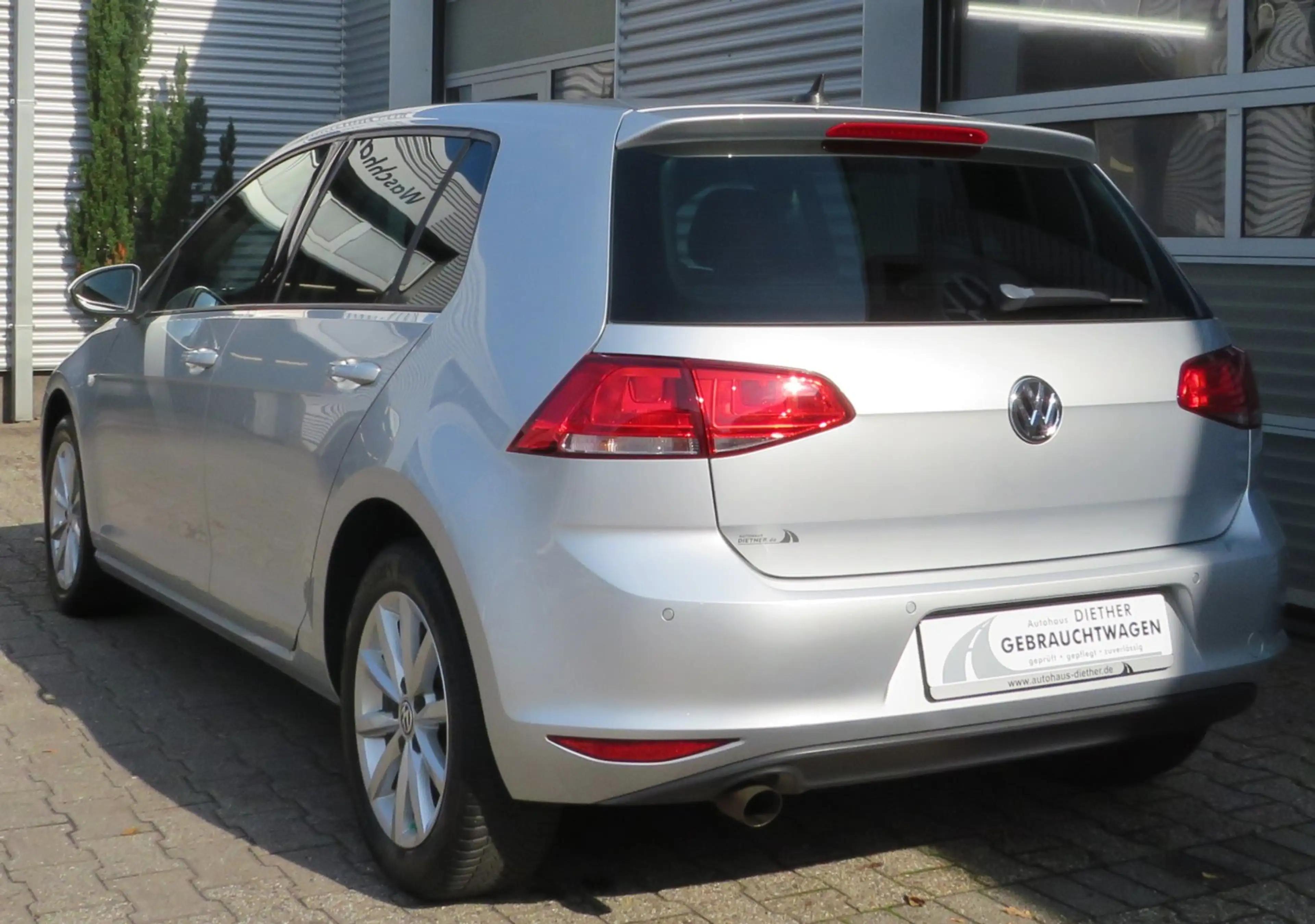 Volkswagen Golf 1.2 TSI Lounge  NAVI/pdc v&ht. — photo 12