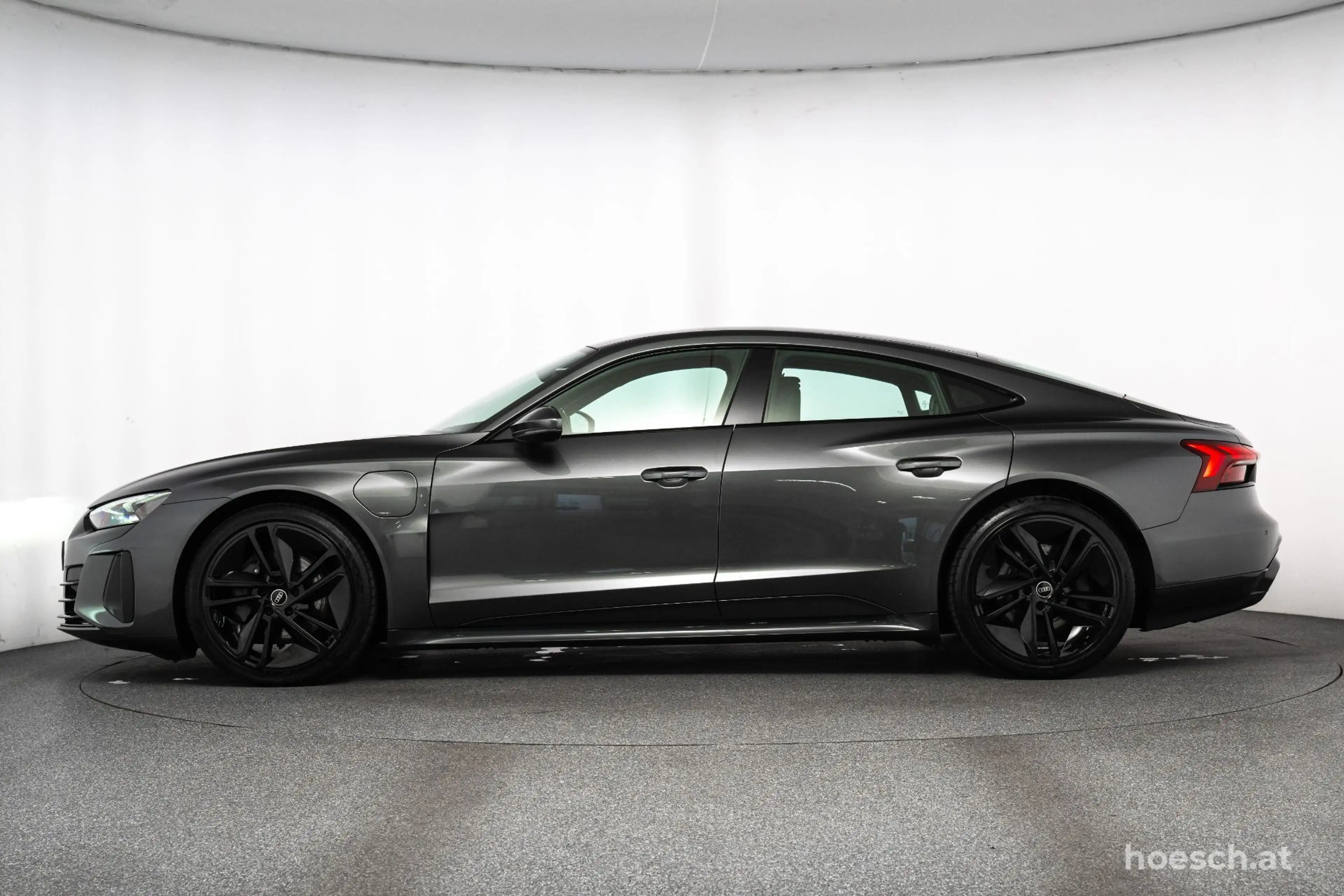 Audi e-tron GT quattro 21" LEDER SITZBELÜFTUNG B&O — photo 3