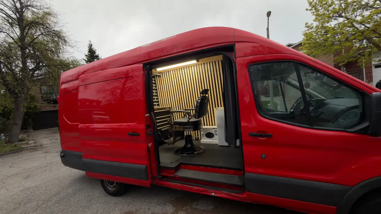 Ford Transit Cargo Van снимка Ford Transit Cargo Van