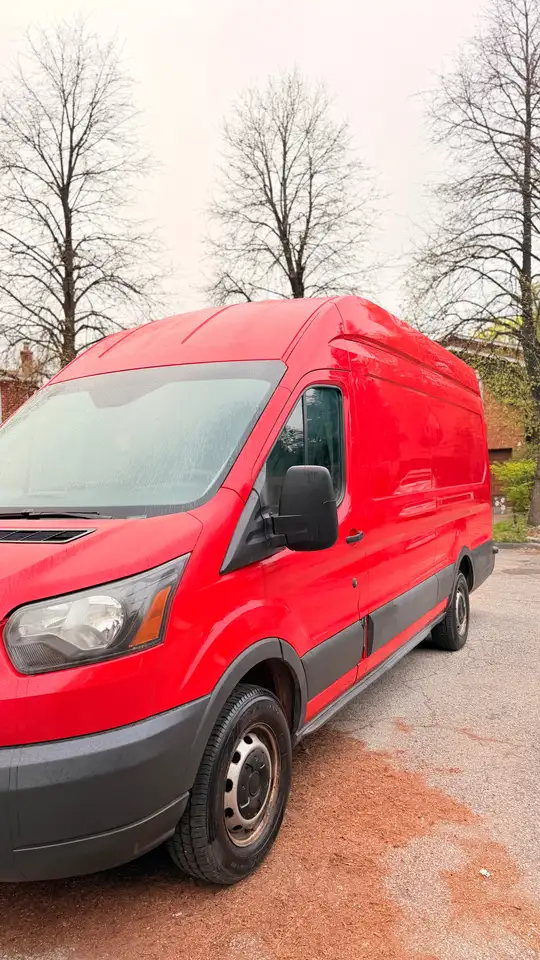Ford Transit Cargo Van снимка Ford Transit Cargo Van