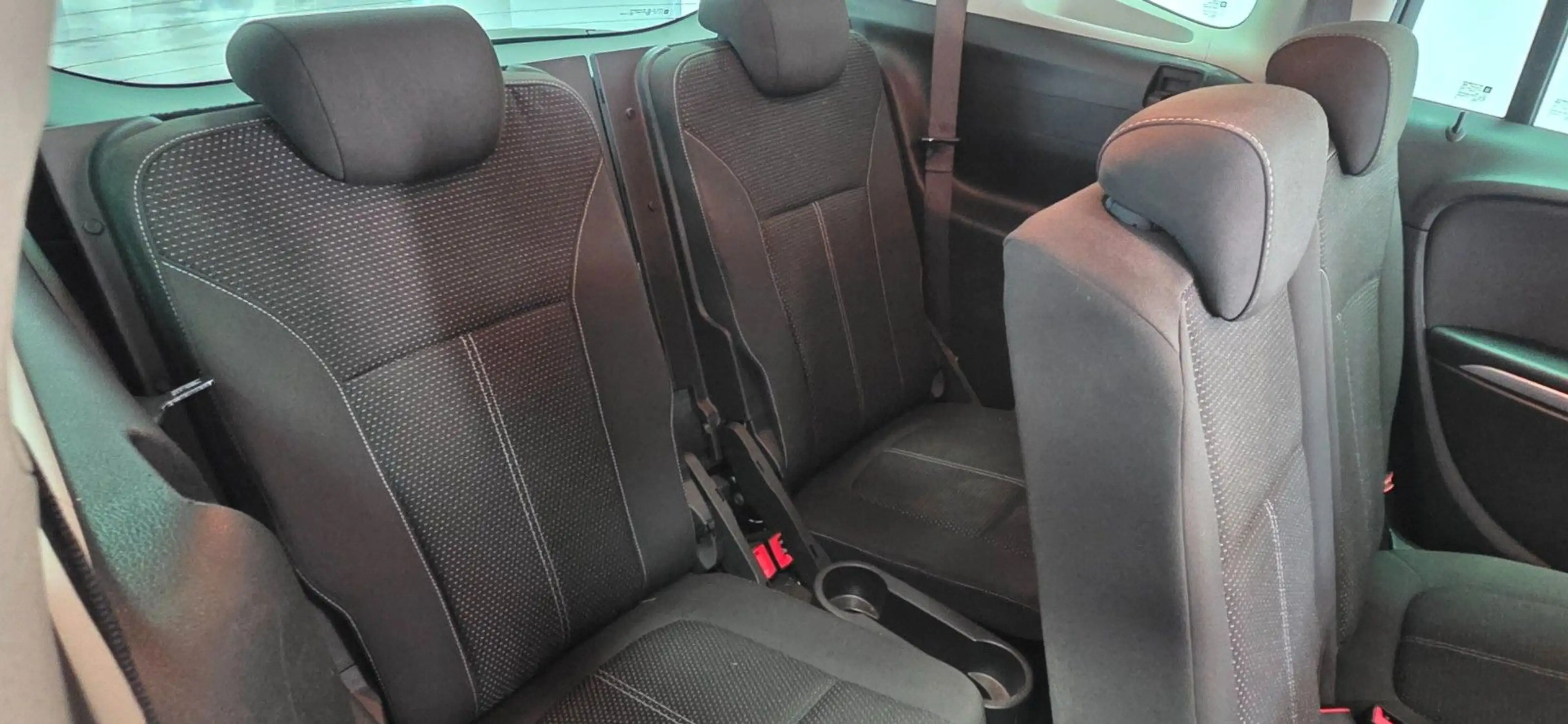Opel Zafira 1.6 DI Turbo Automatik 7 Sitze 53.000 km — photo 12