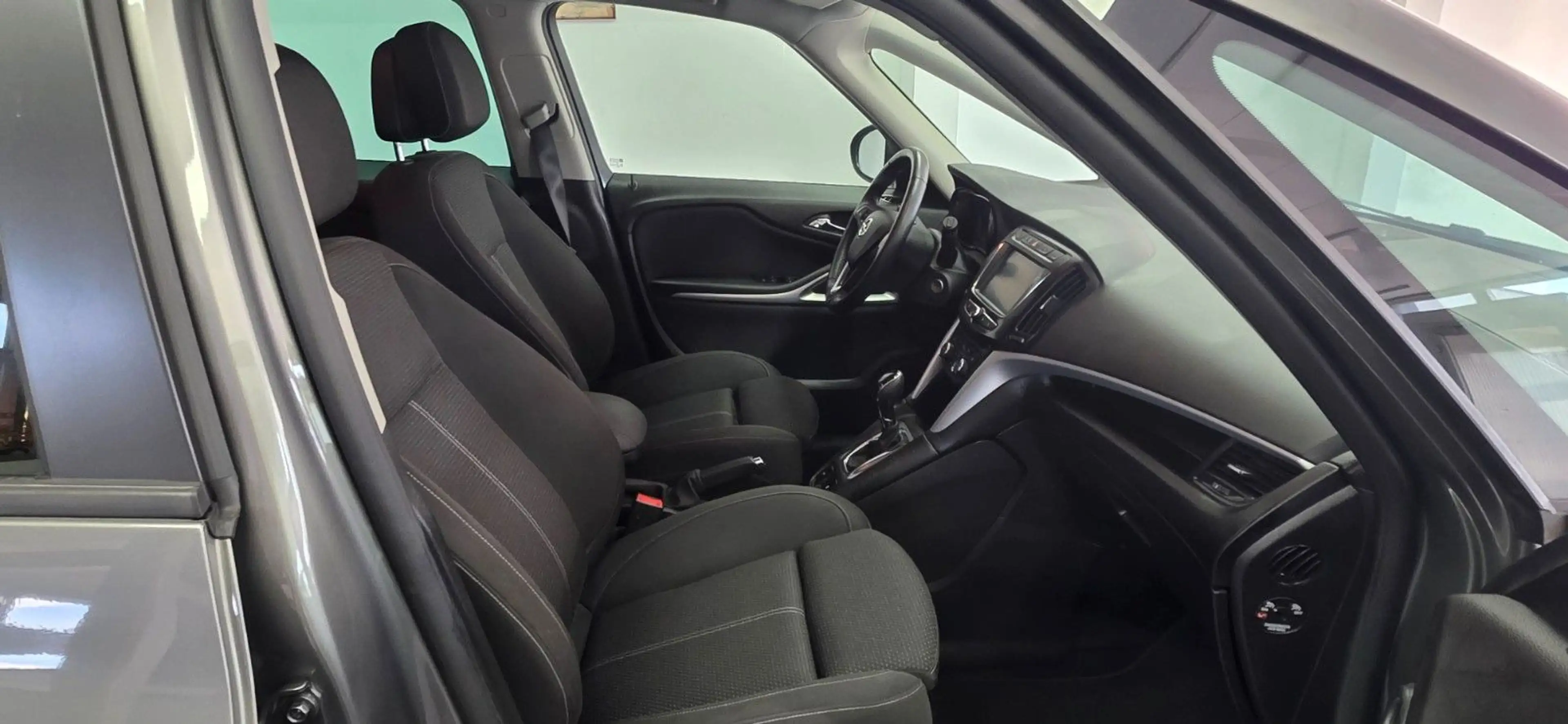 Opel Zafira 1.6 DI Turbo Automatik 7 Sitze 53.000 km — photo 14