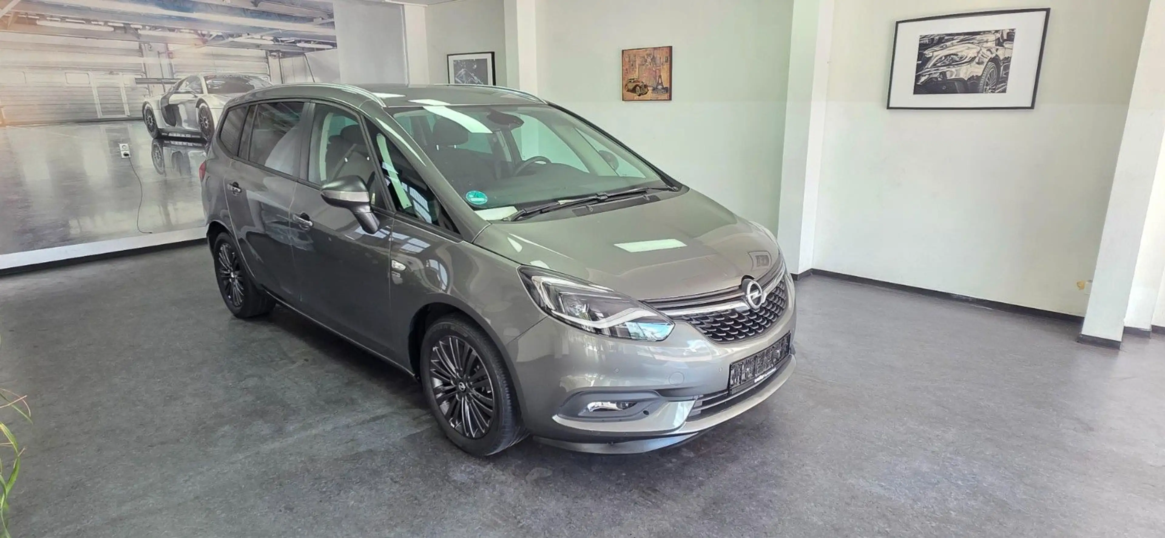 Opel Zafira 1.6 DI Turbo Automatik 7 Sitze 53.000 km — photo 2