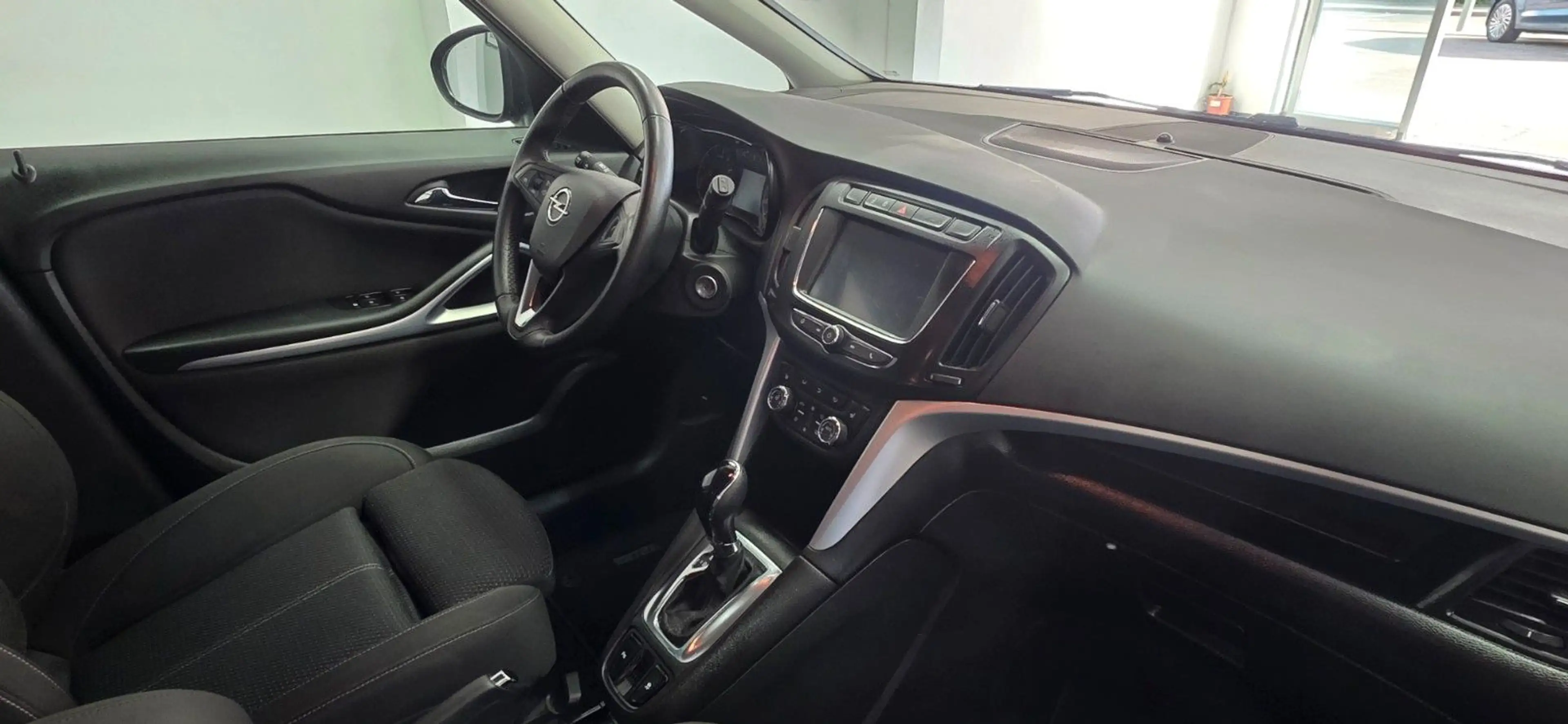 Opel Zafira 1.6 DI Turbo Automatik 7 Sitze 53.000 km — photo 13