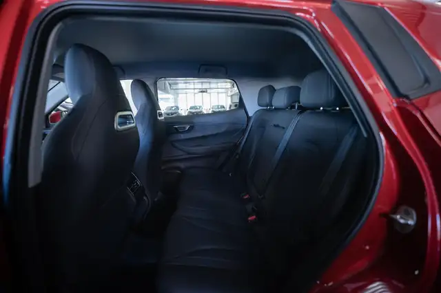 DR Automobiles DR5 view 8