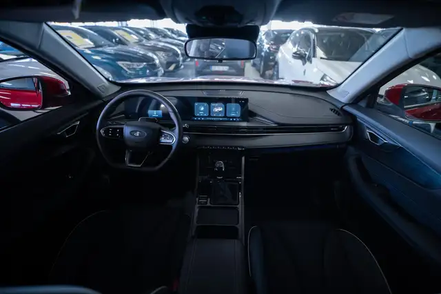 DR Automobiles DR5 view 9