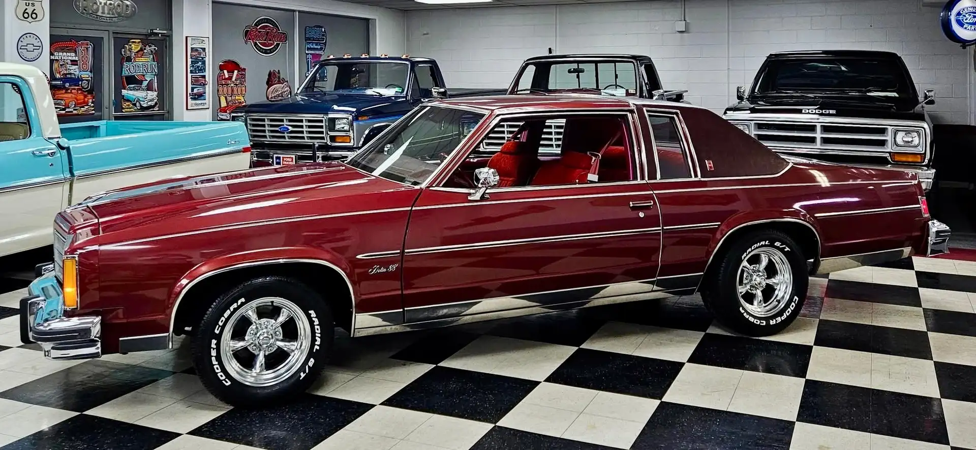 Oldsmobile Delta 88 Royale Coupè 403 V8 3-Speed Automatic Rot - 2