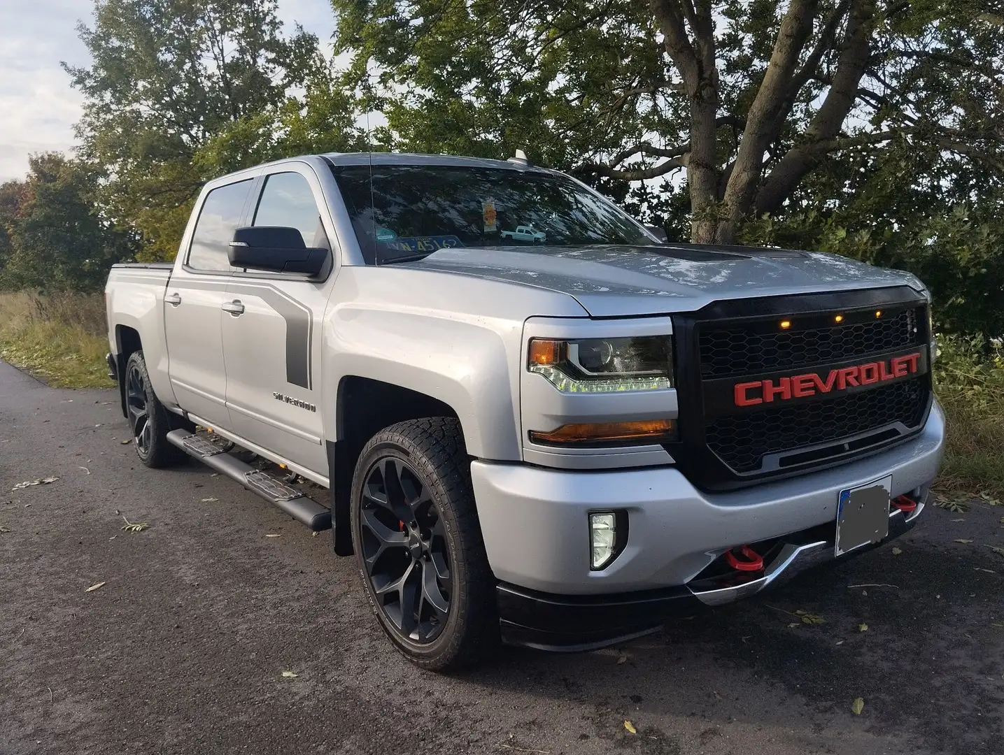 Chevrolet Silverado 1500, 5,3, V8, LED, AHK, Volleder, Prins LPG, 22" - 1
