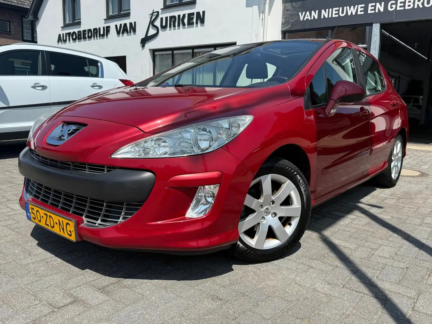 Peugeot 308 1.6 THP XT, Panoramadak,Airco,Trekhaak,Cruise cont Rosso - 1