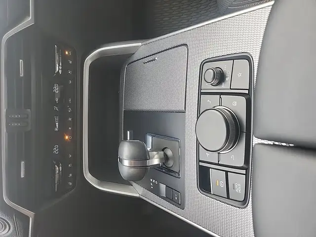Mazda CX-60 view 18