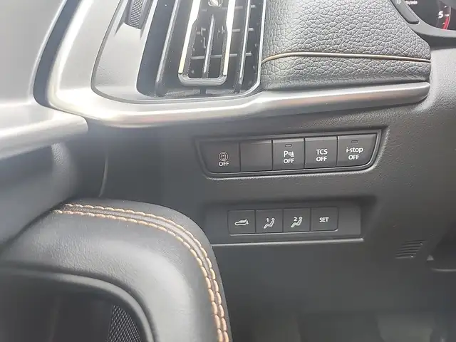 Mazda CX-60 view 16