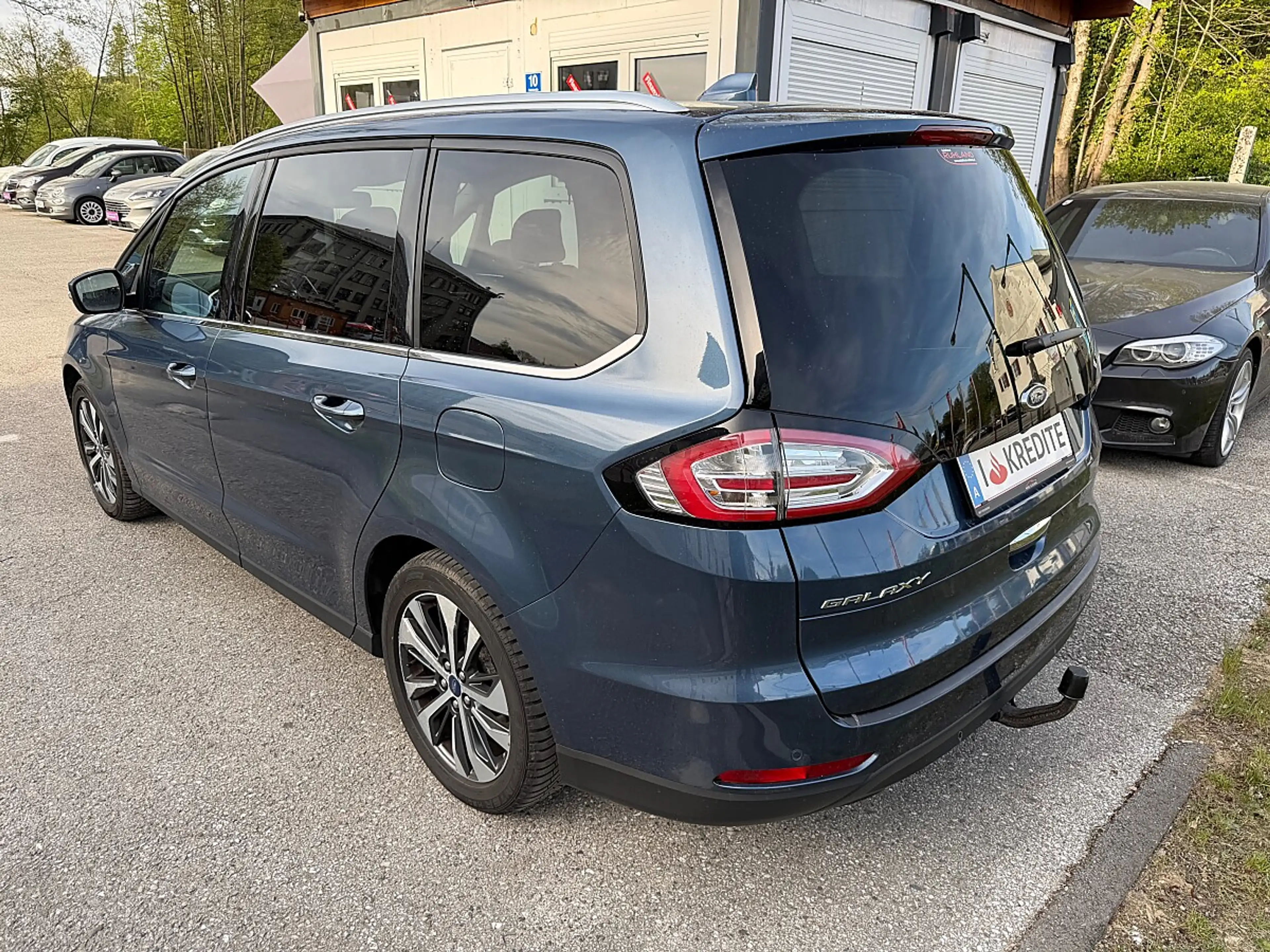 Ford Galaxy 2,0 EcoBlue SCR Titanium — photo 3