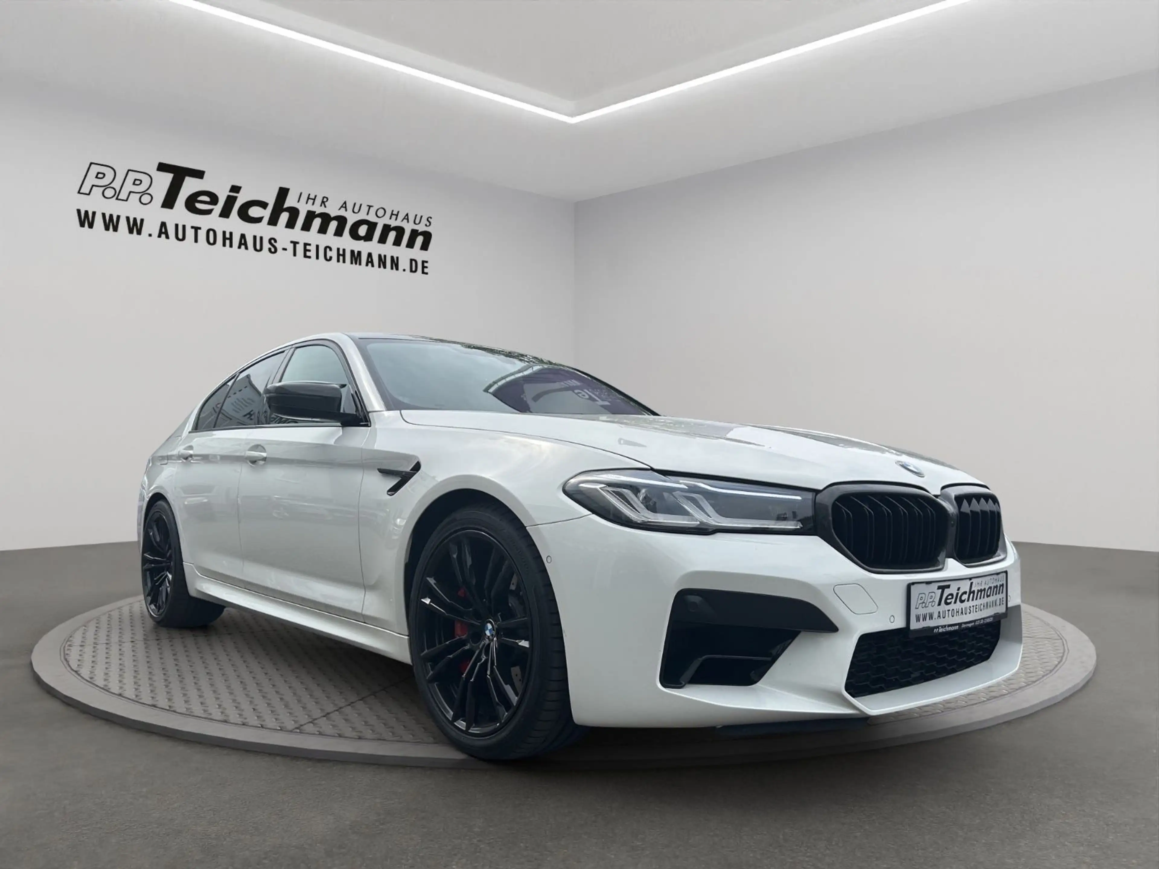 BMW M5 /Carbon DACH /Harman&Kardon — photo 3