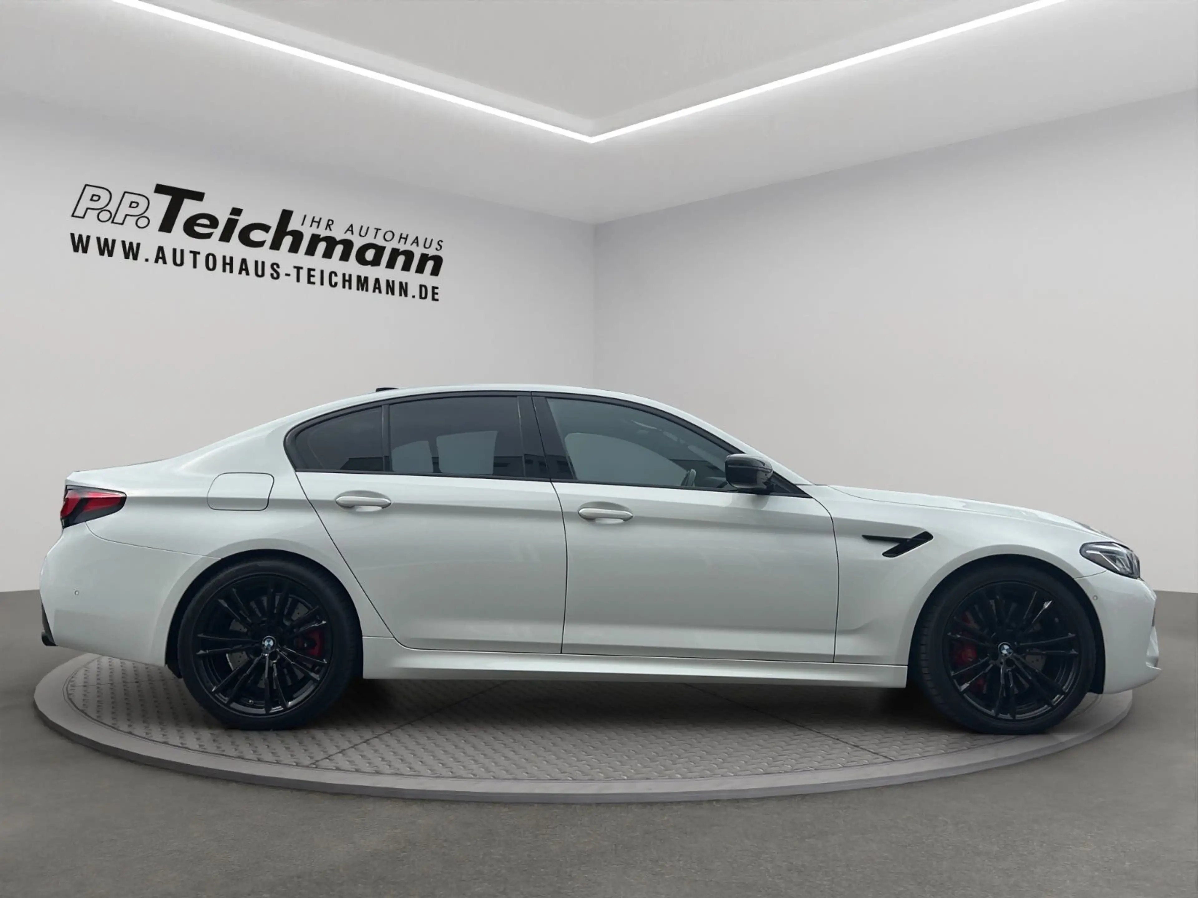 BMW M5 /Carbon DACH /Harman&Kardon — photo 4