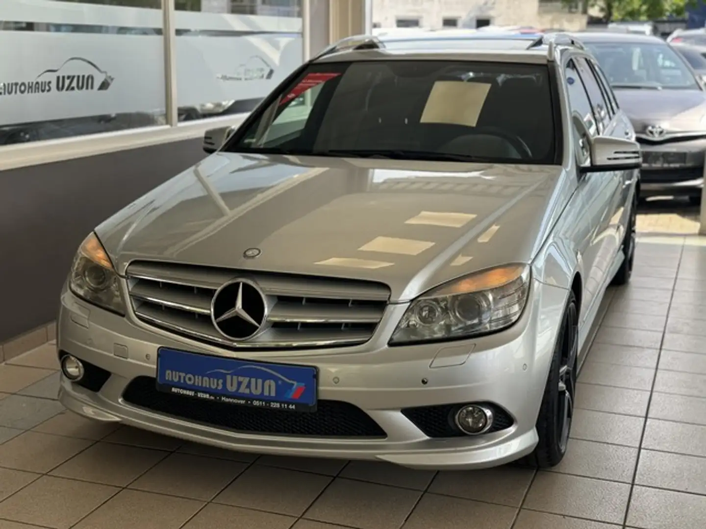 Mercedes-Benz C 250 CGI T Blue AVANTG. Auto PDC T-Leder el.SSD Ezüst - 1