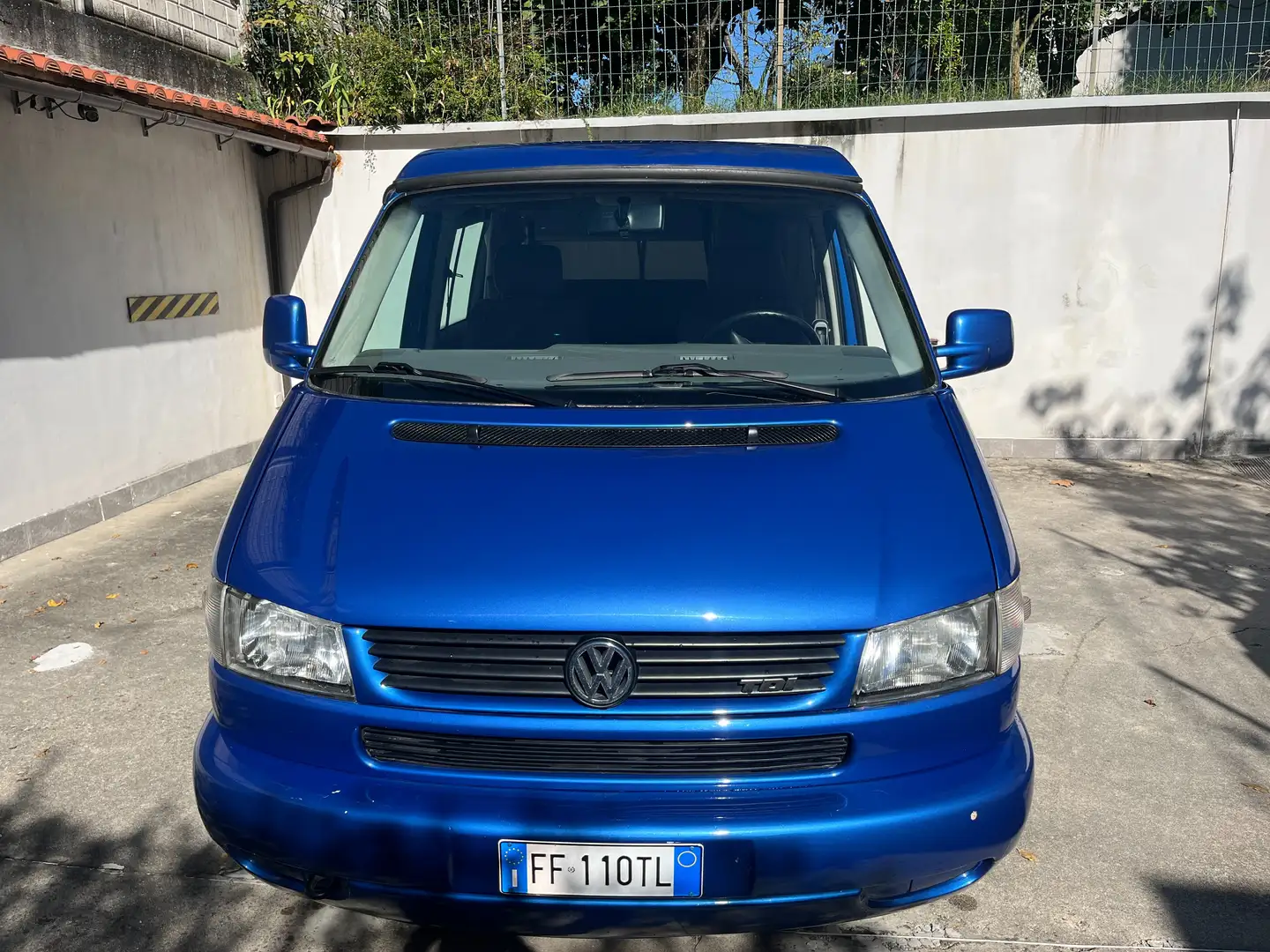 Volkswagen T4 California Caravelle 2.5 tdi GL Blu/Azzurro - 2