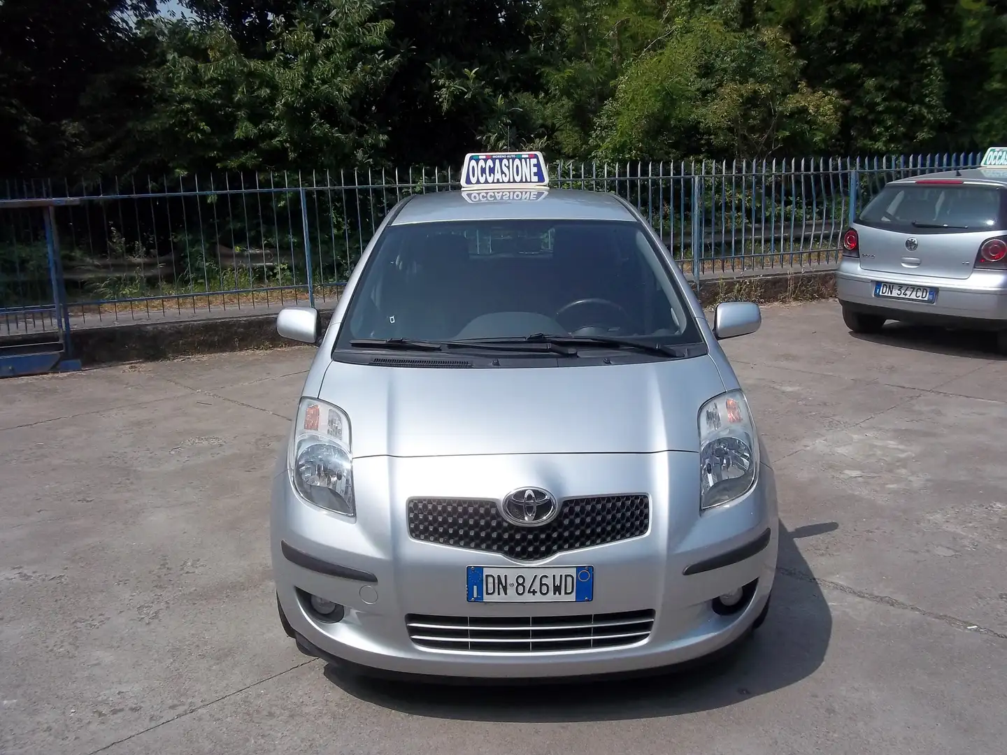 Toyota Yaris Yaris 5p 1.3 Sol PER NEO PATENTATI Argento - 1
