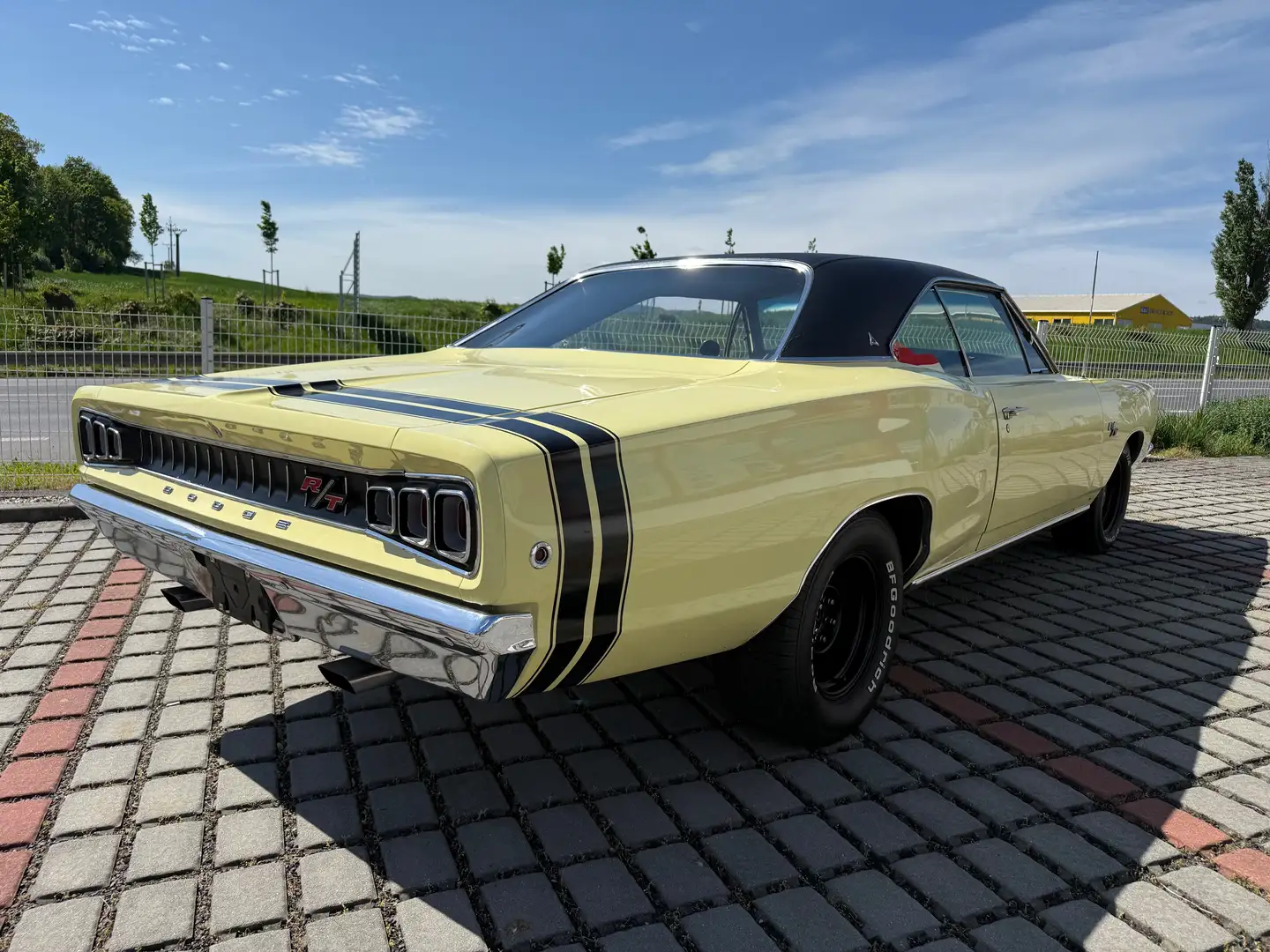 Dodge Coronet R/T Giallo - 1