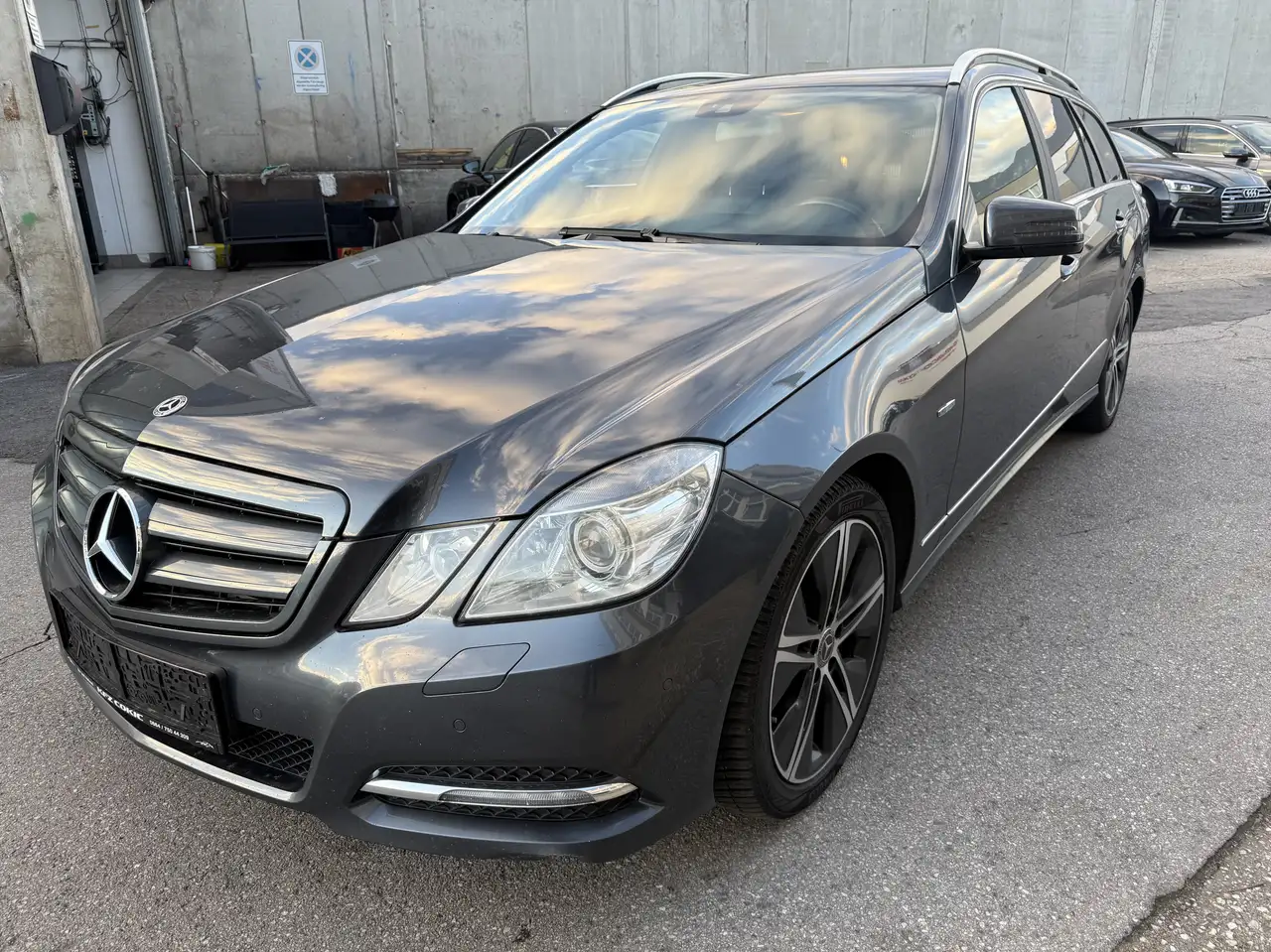 Mercedes-Benz E 220