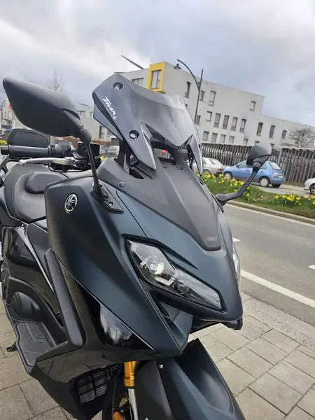 Yamaha TMAX 560 - foto 8