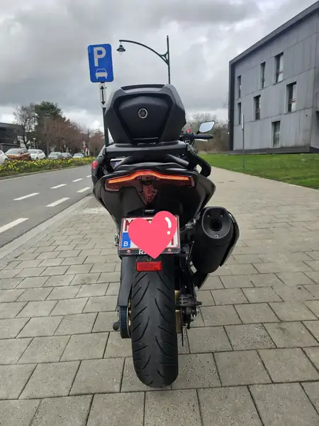 Yamaha TMAX 560 - foto 6