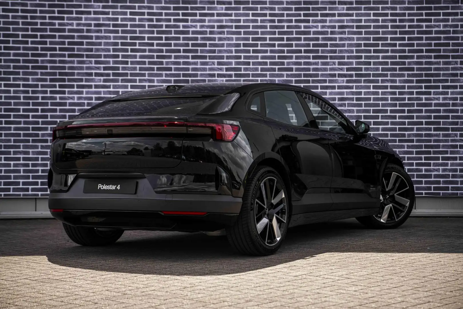 Polestar 4 Long Range Dual motor Plus 100 kWh Nieuw op Voorra - 2